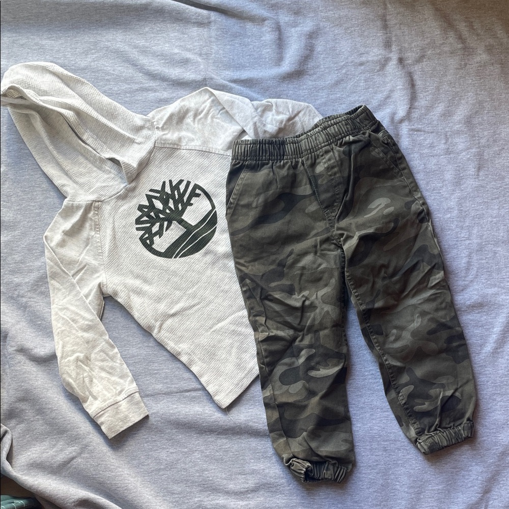 Timberland Kids Gray Hoodie and Camo Joggers